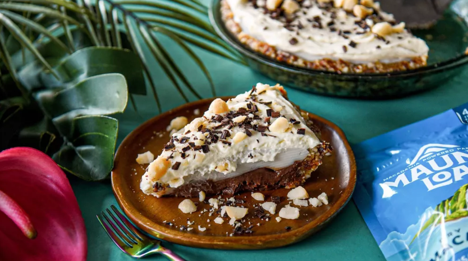HAWAII: MAUNA LOA DRY ROASTED NATURAL MACADAMIA NUTS