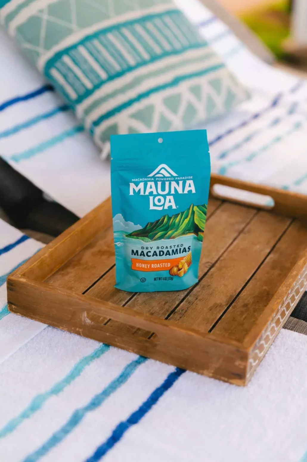 HAWAII: MAUNA LOA HONEY ROASTED MACADAMIA NUTS