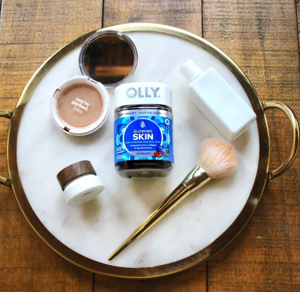 OLLY GLOWING SKIN COLLAGEN CHEWABLE GUMMIES - BERRY